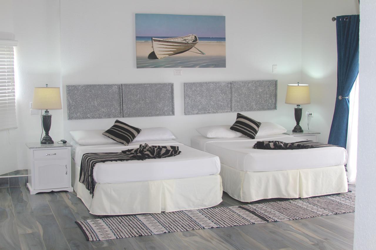 Tropikist Beach Hotel And Resort Crown Point Εξωτερικό φωτογραφία